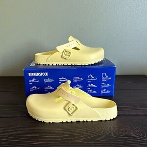 Birkenstock, Eva Essential Clogs in Yellow. Women’s Size 38 (7/7.5)